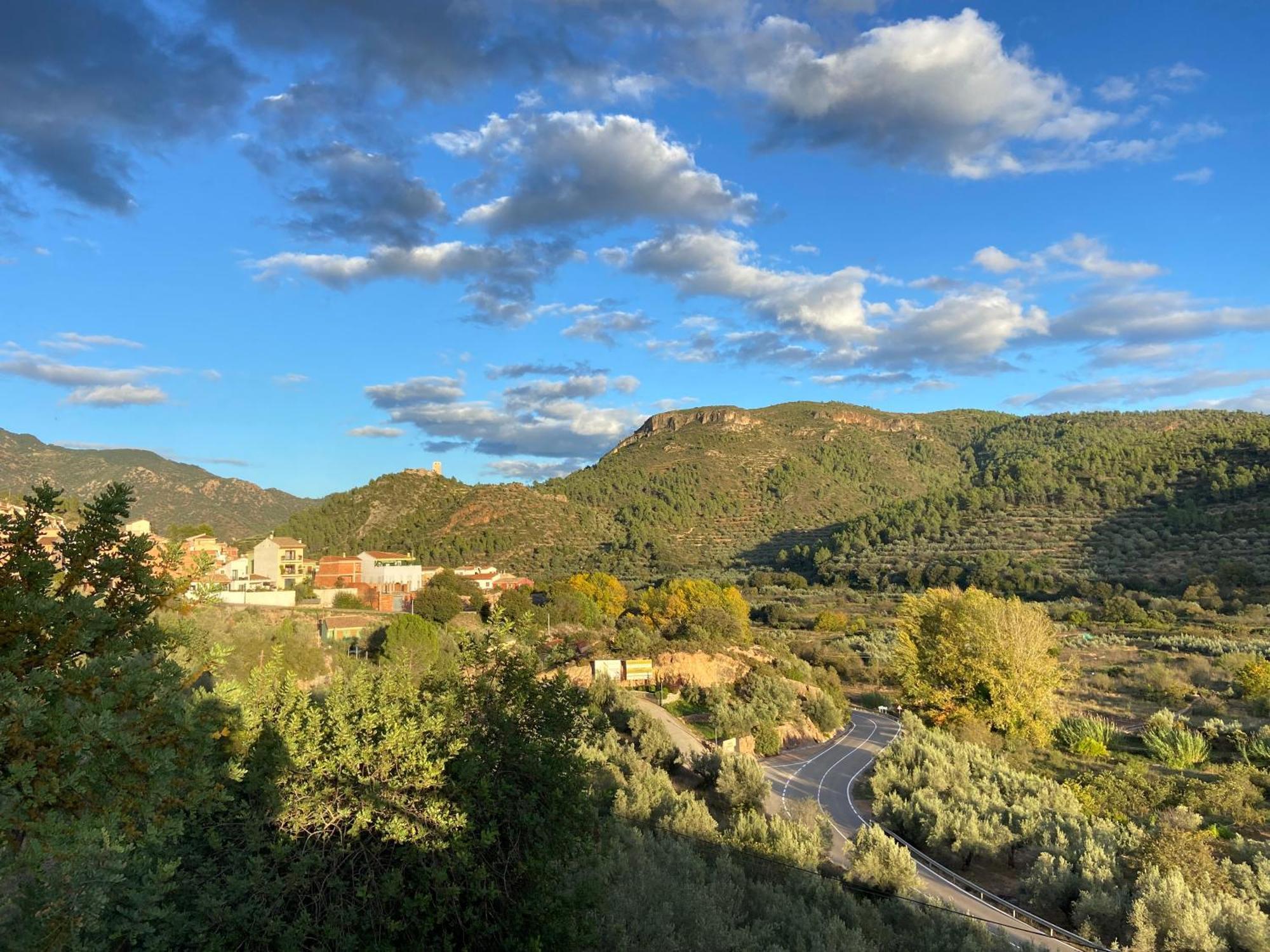 Remote Work In Spanish Mediterranean Countryside Vall de Almonacid Eksteriør billede